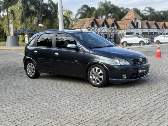 CHEVROLET CORSA 1.8 MPFI SS 8V FLEX 4P MANUAL CHEVROLET CORSA 1.8 MPFI SS 8V FLEX 4P MANUAL